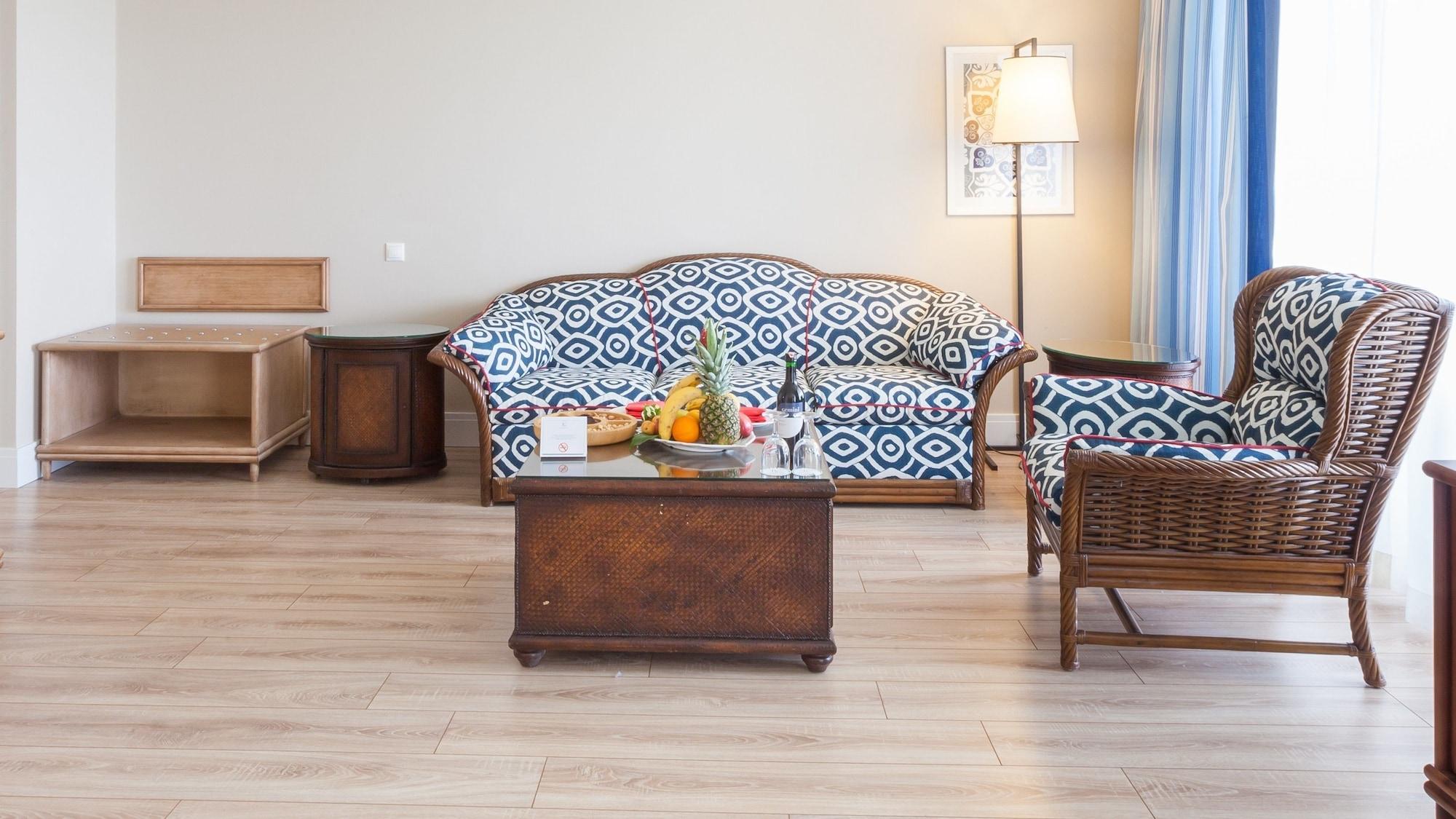 Ic Hotels Green Palace - Kids Concept Antalia Esterno foto Laminate flooring